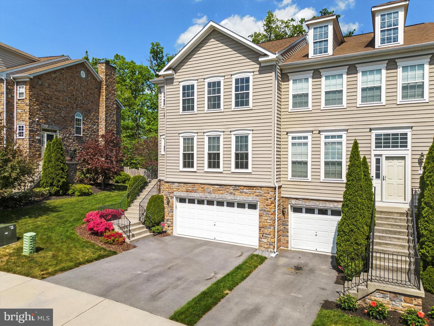 111 Cheshire Ct