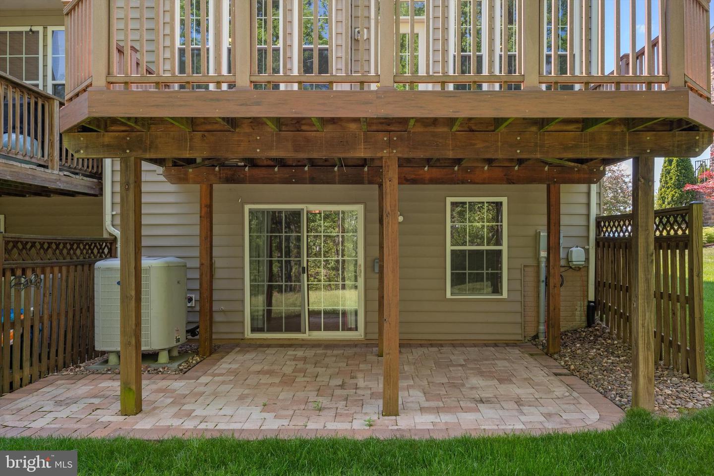 111 Cheshire Ct