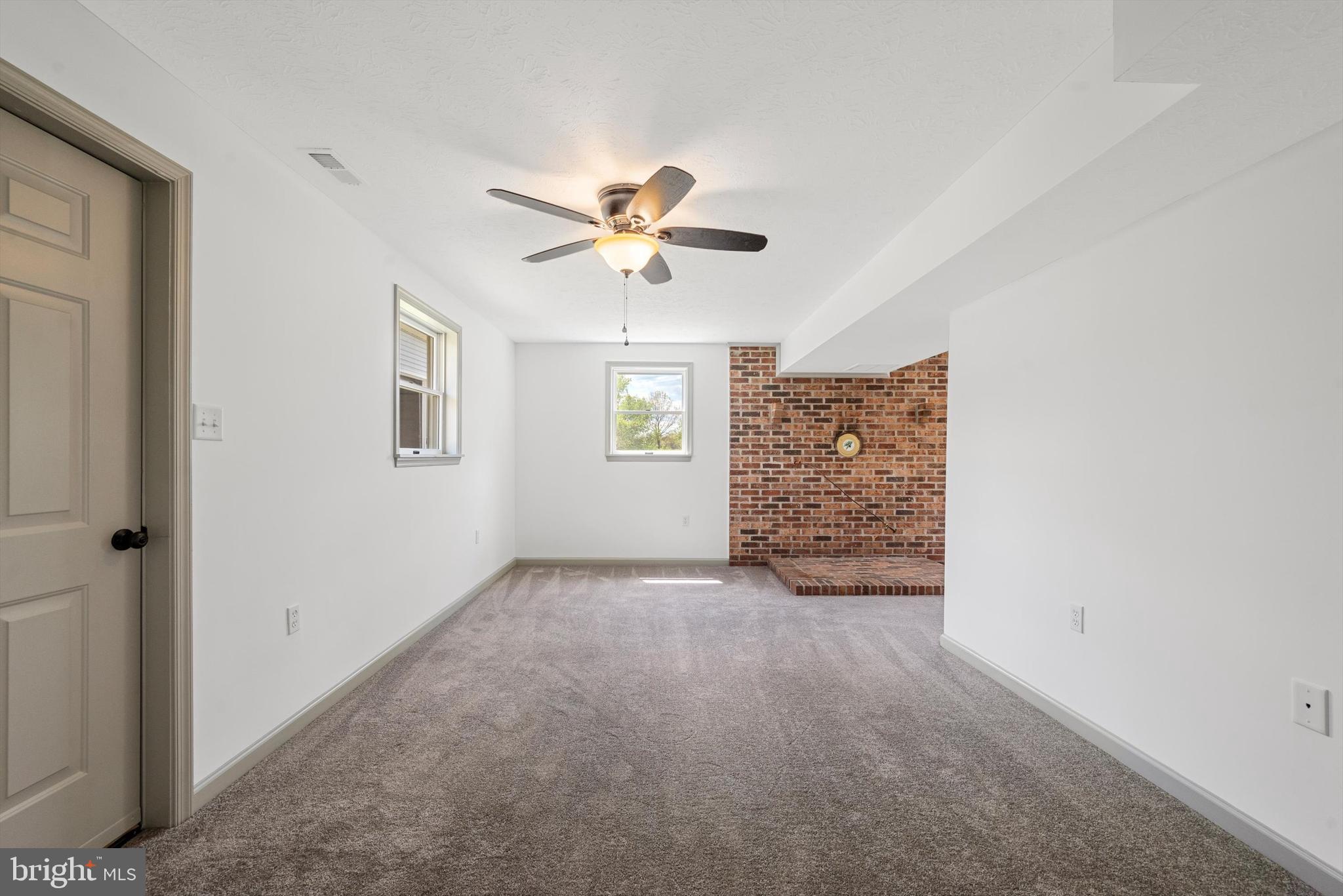 288 Old Plantation Ln