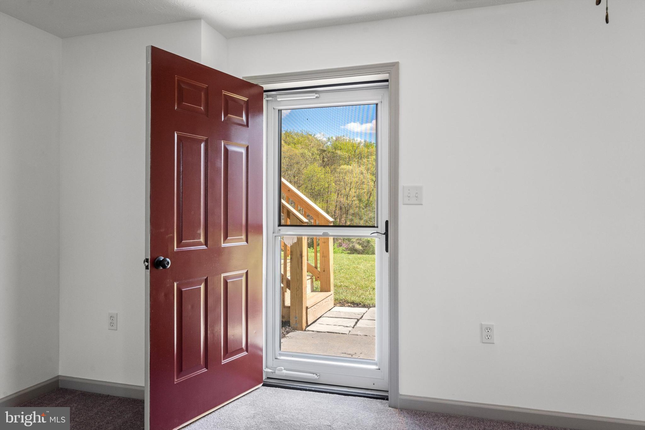 288 Old Plantation Ln