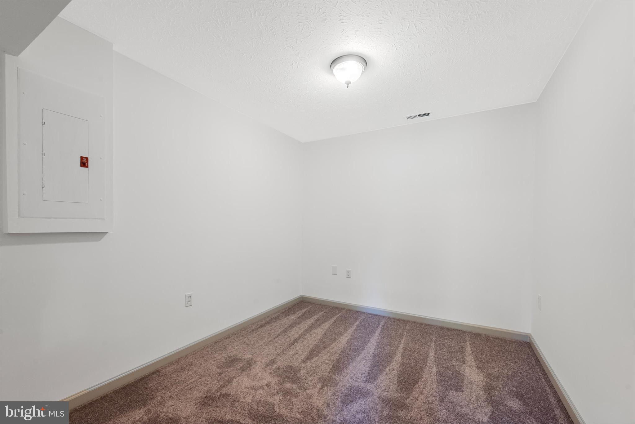 288 Old Plantation Ln