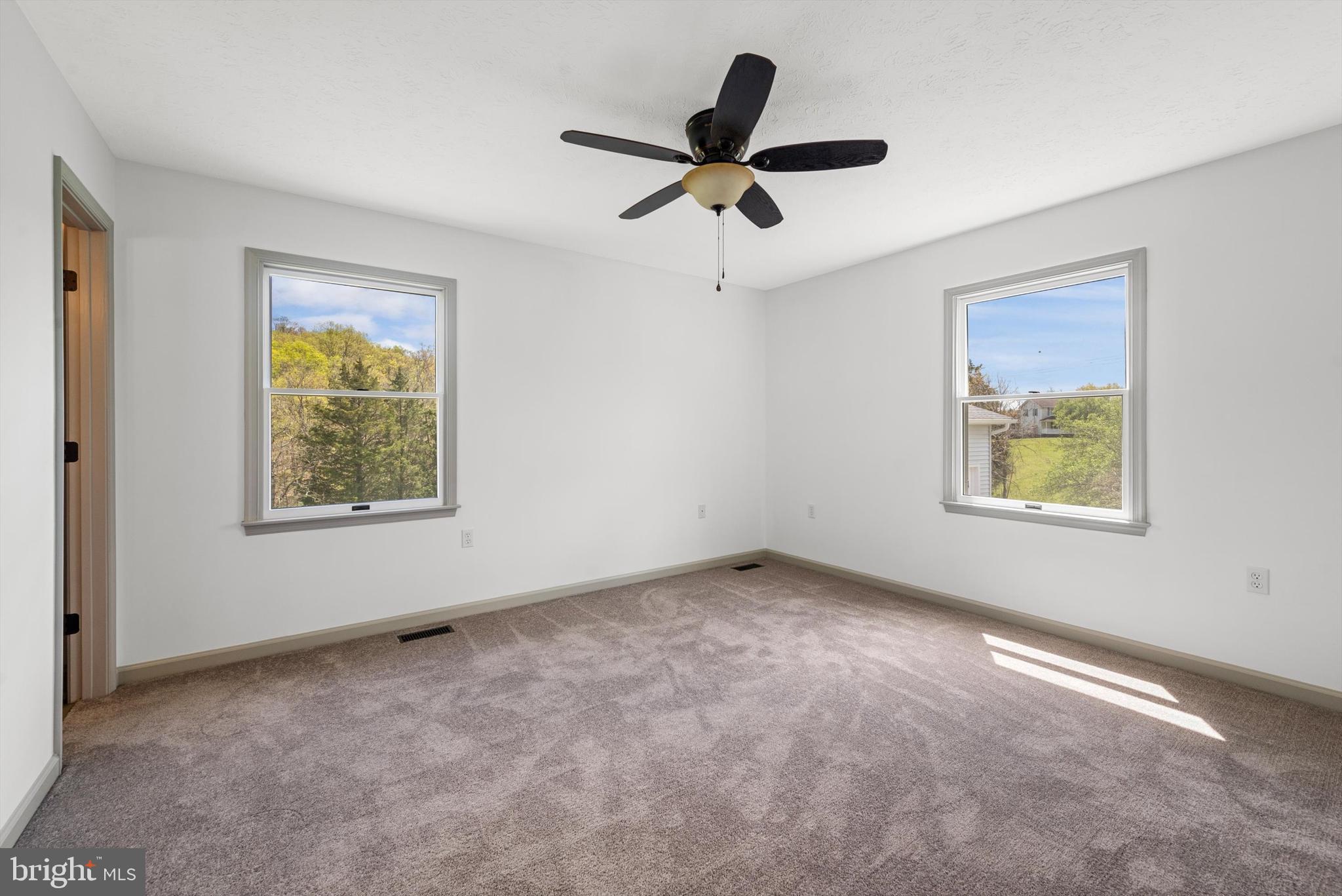 288 Old Plantation Ln