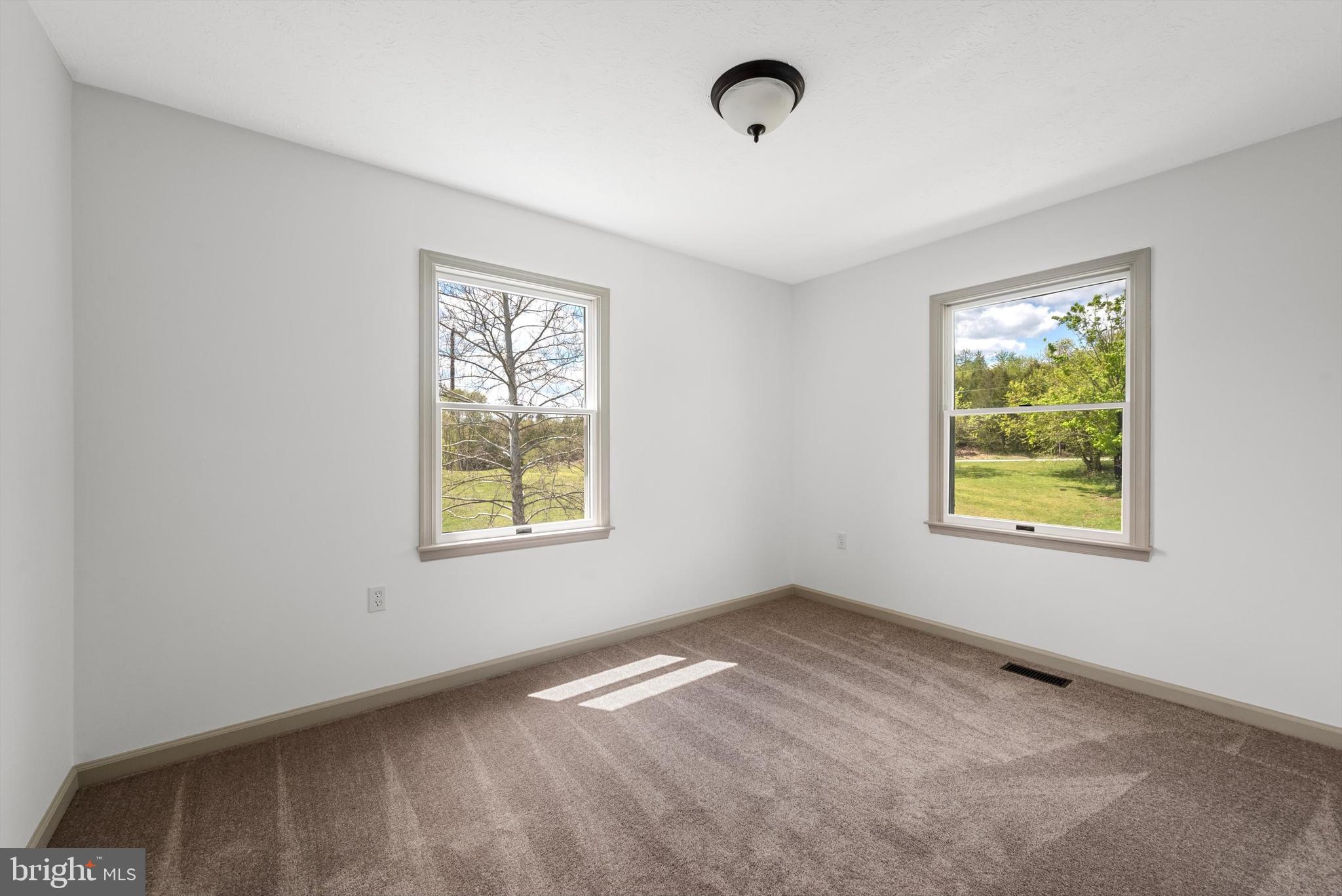 288 Old Plantation Ln