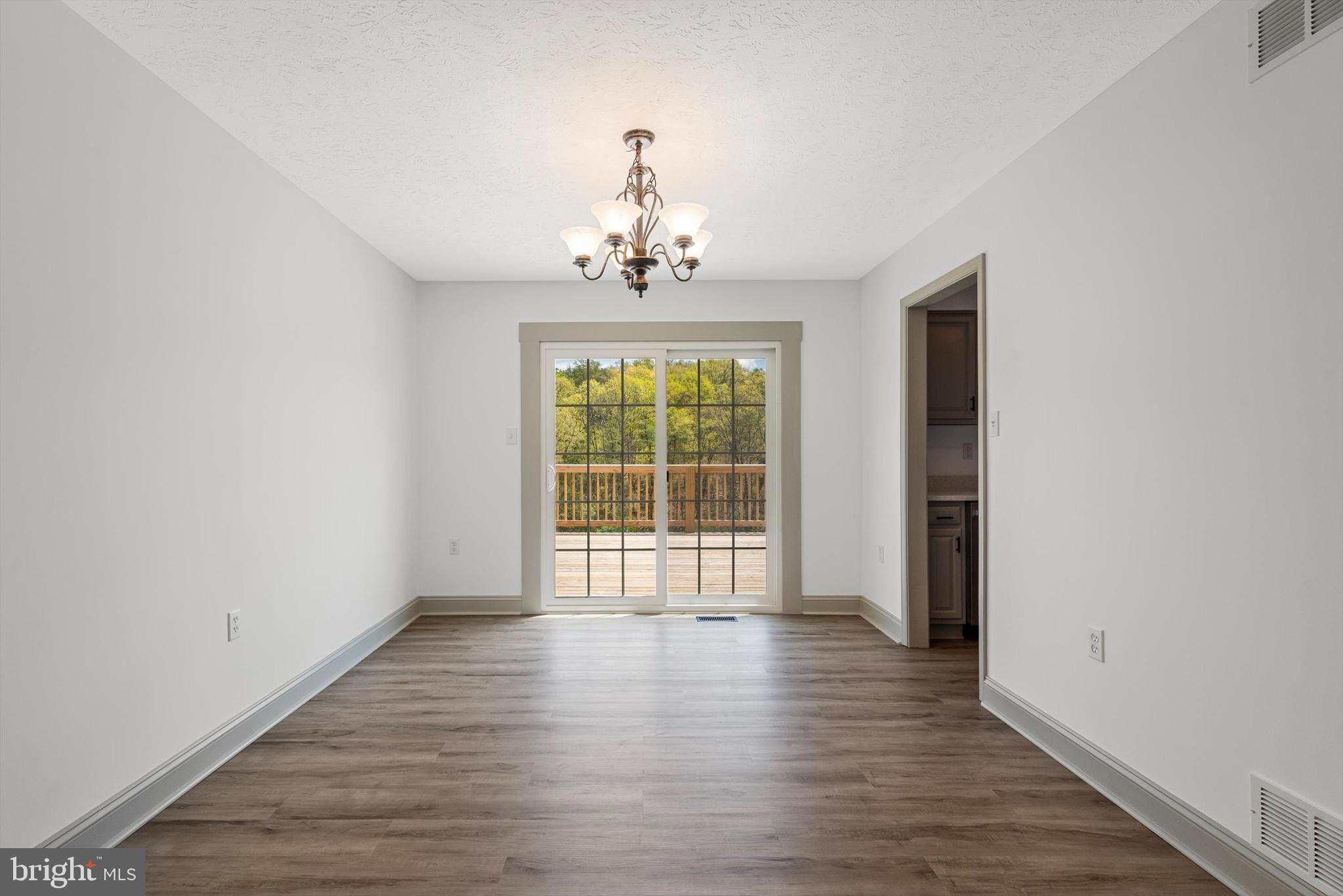 288 Old Plantation Ln