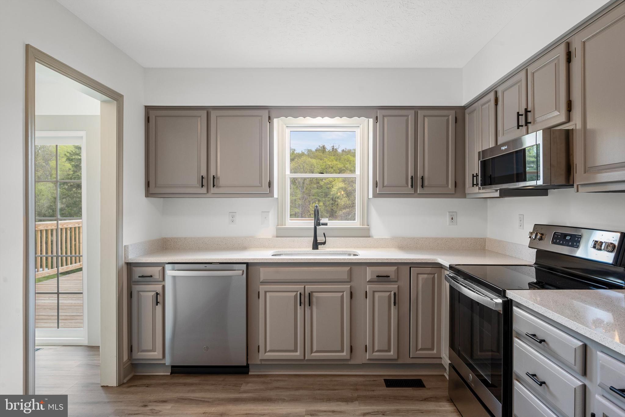 288 Old Plantation Ln