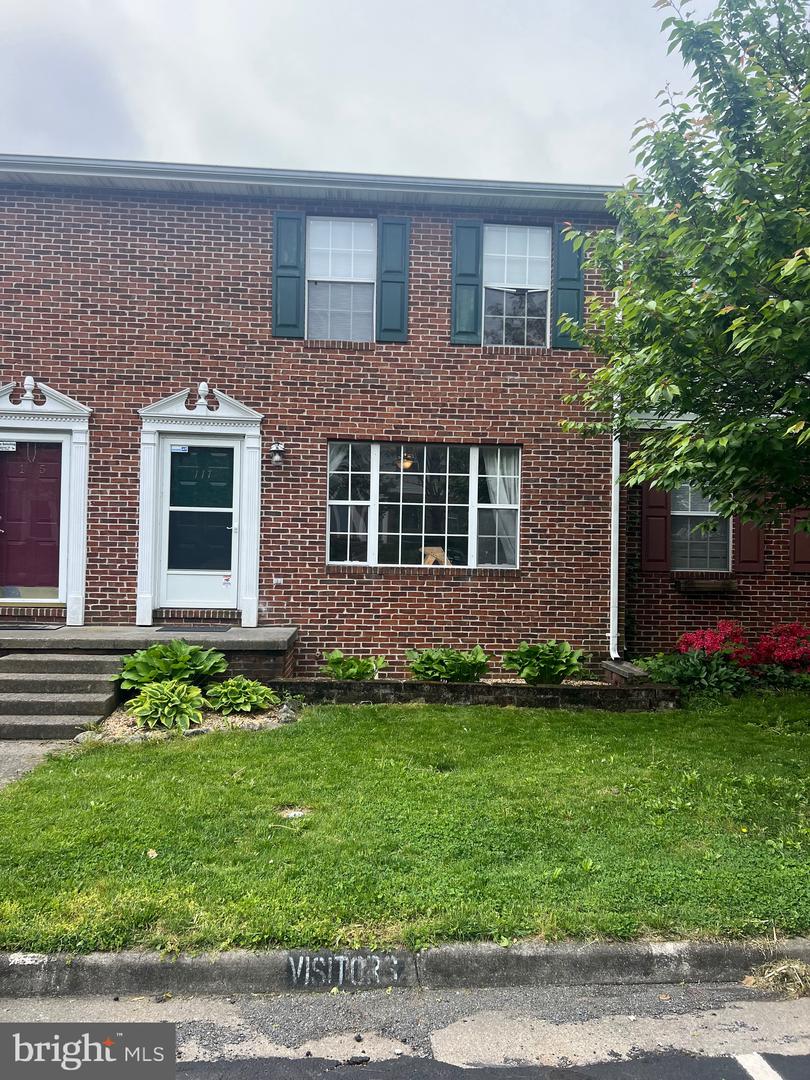 117 PARKSIDE DR