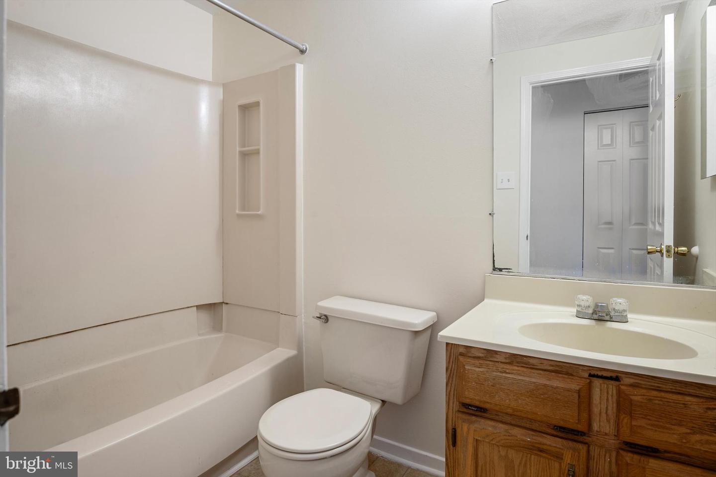206 EMILY LN