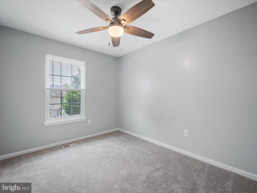 113 AMETHYST CT