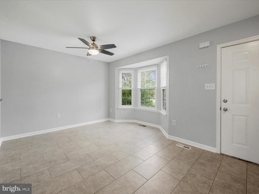 113 AMETHYST CT