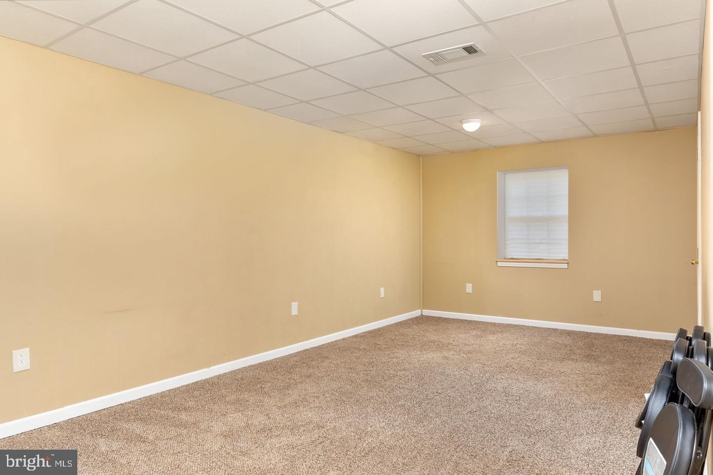 289 SLATE LN