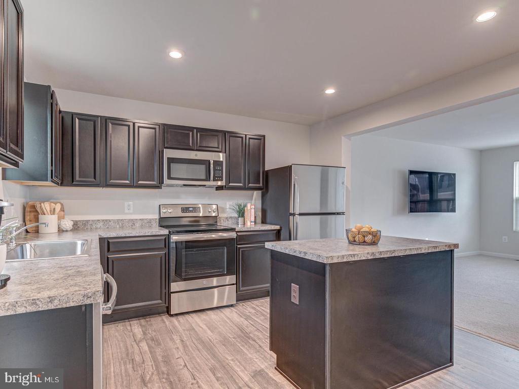 290 SAGE CIR