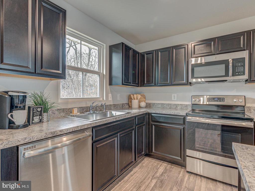 290 SAGE CIR