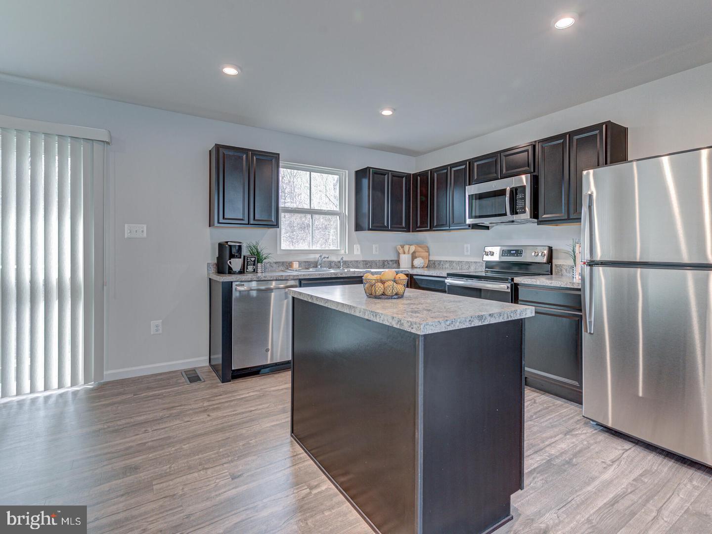 290 SAGE CIR