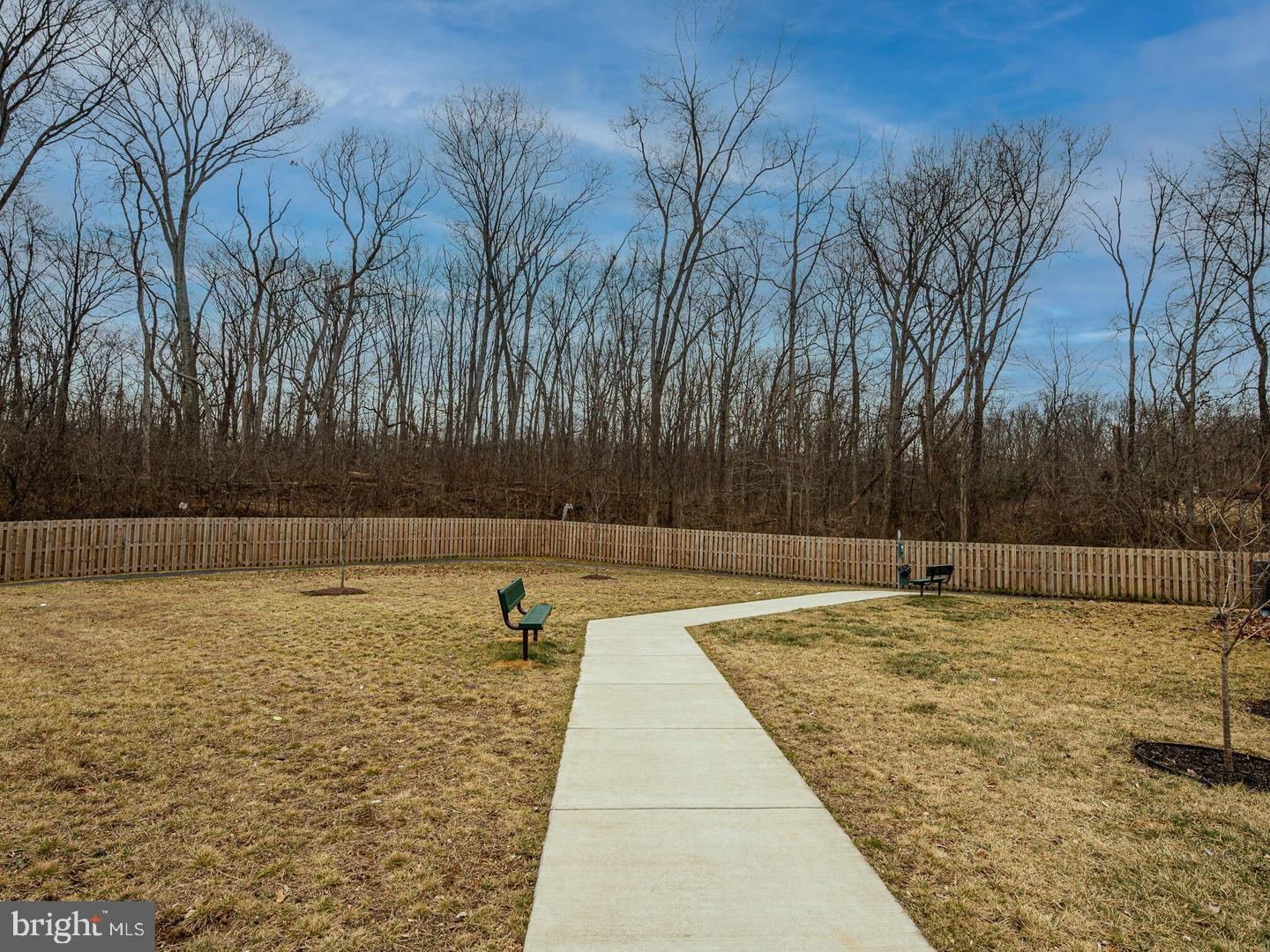 290 SAGE CIR