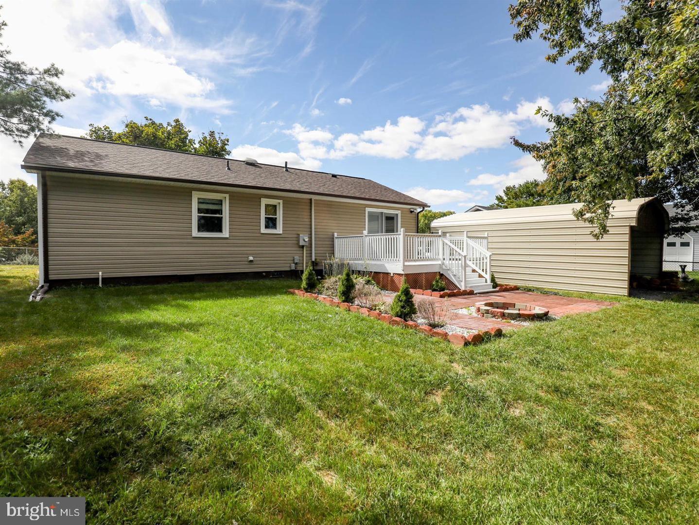 208 CREST CIRCLE