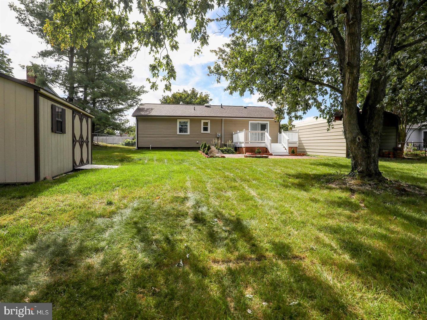 208 CREST CIRCLE