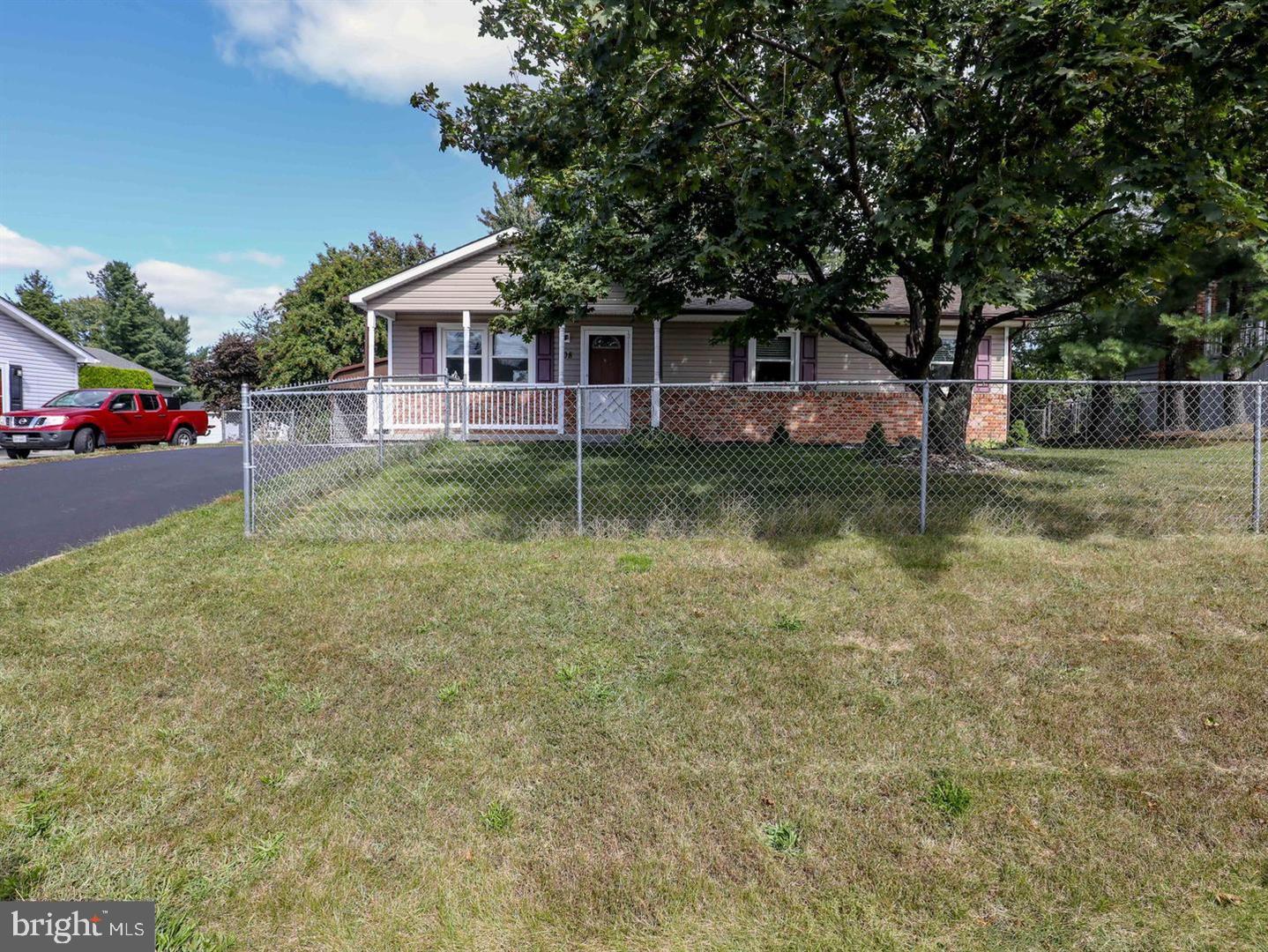 208 CREST CIRCLE