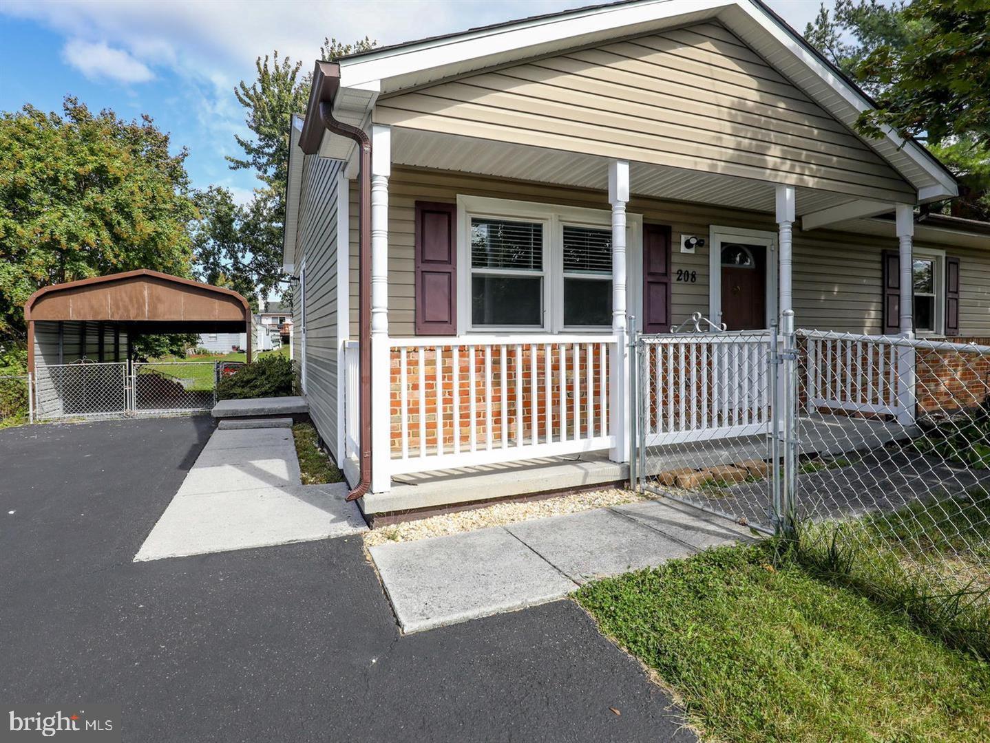208 CREST CIRCLE