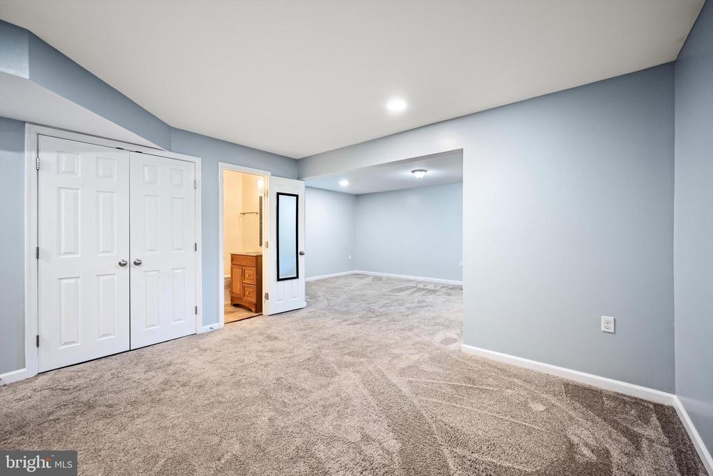 105 WORSHAM TERRACE