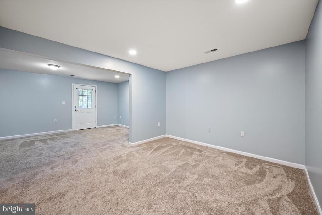 105 WORSHAM TERRACE