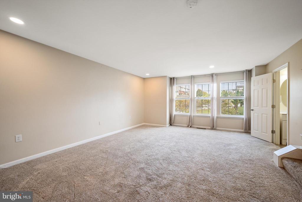 105 WORSHAM TERRACE