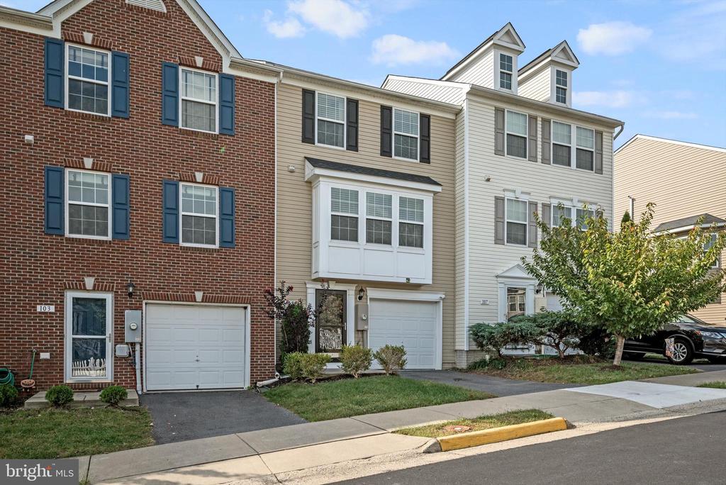 105 WORSHAM TERRACE