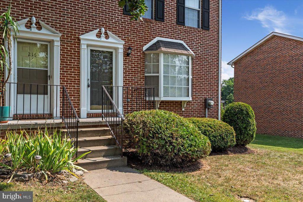 214 WATERFORD LANE
