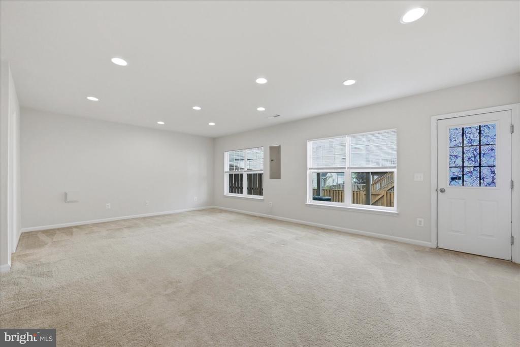 108 ROTUNDA