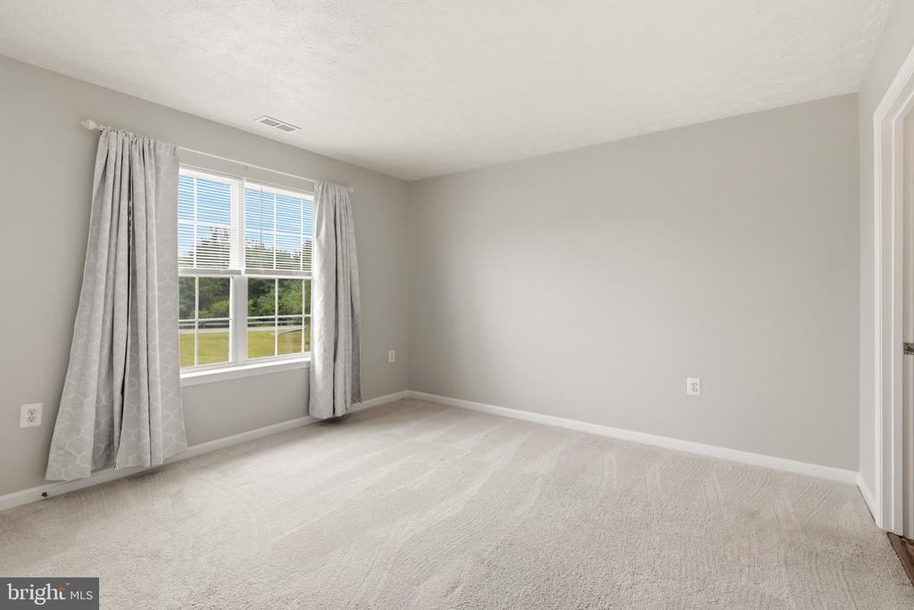 219 SURREY CLUB LANE