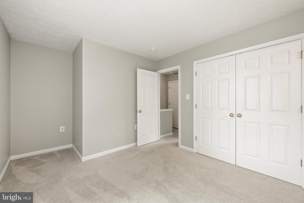 219 SURREY CLUB LANE