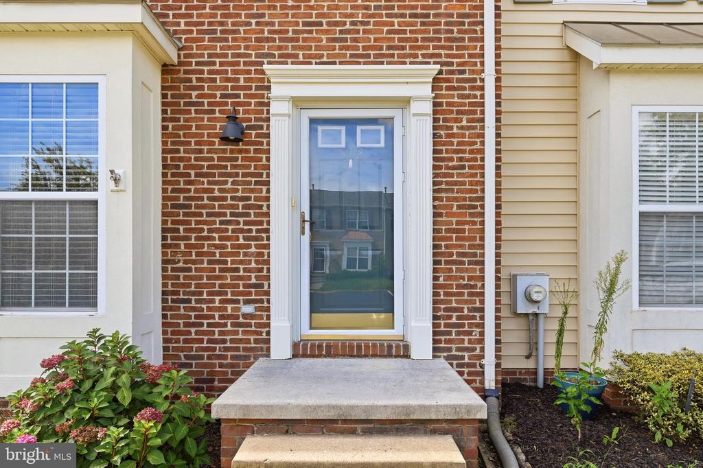 112 CHATHAM SQUARE