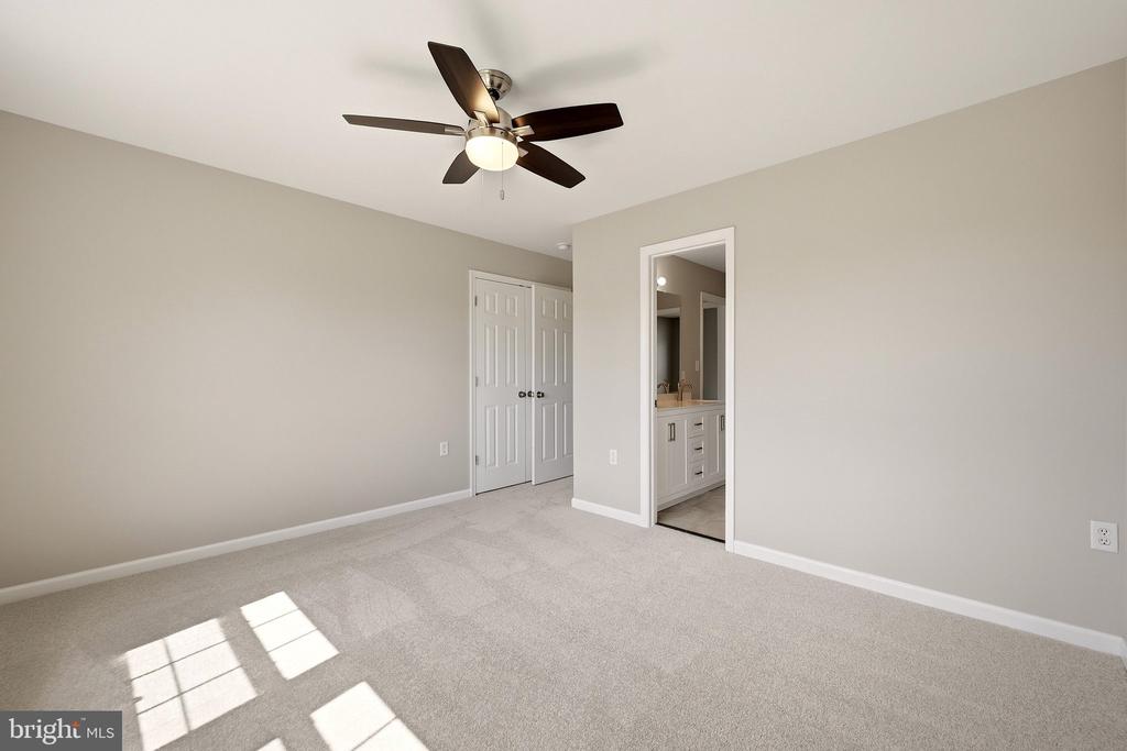 104 YARROW COURT