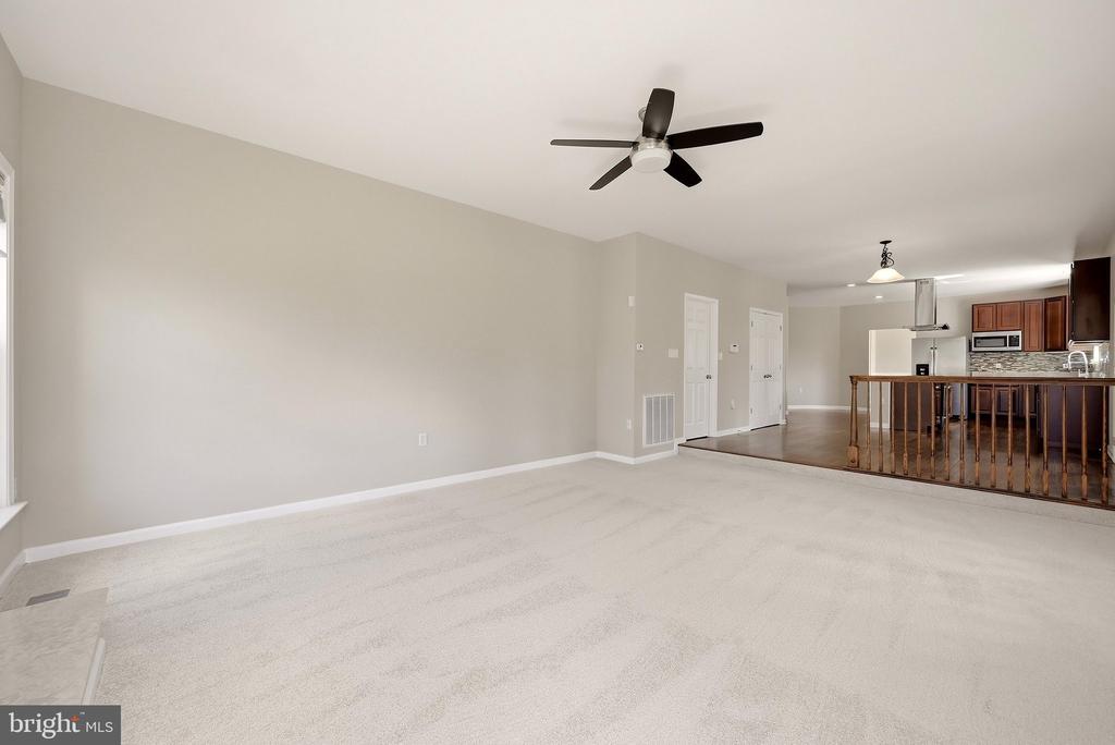104 YARROW COURT