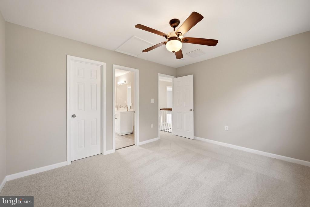 104 YARROW COURT