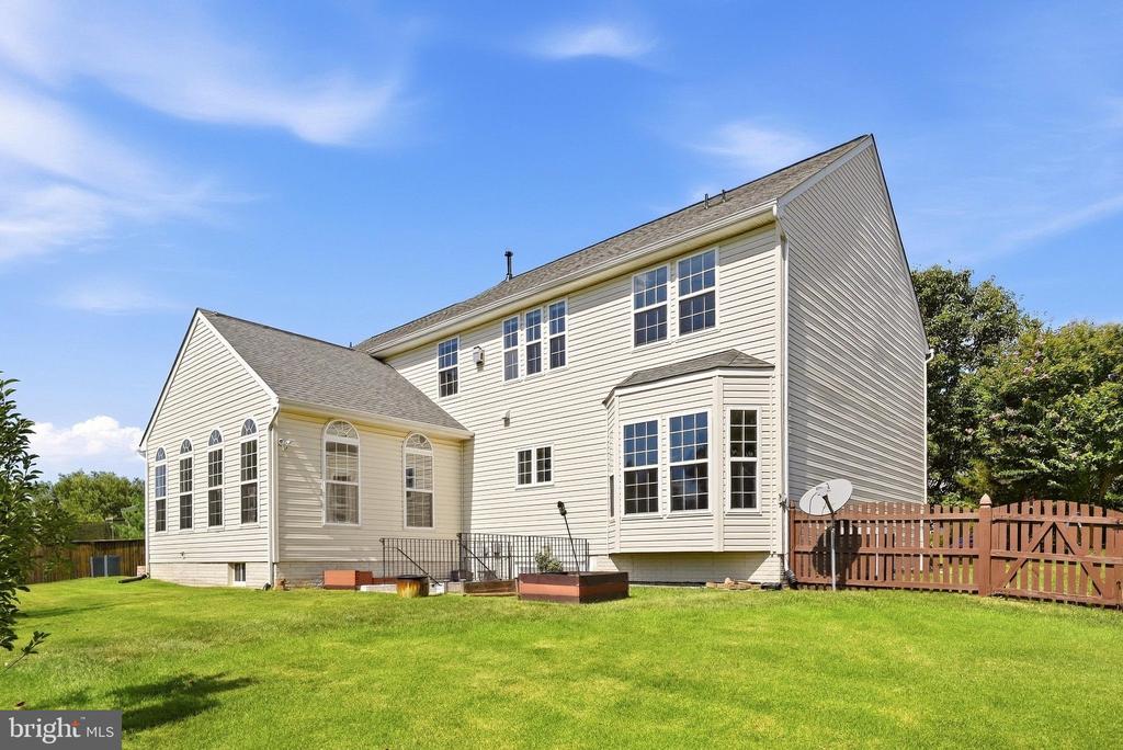 104 YARROW COURT