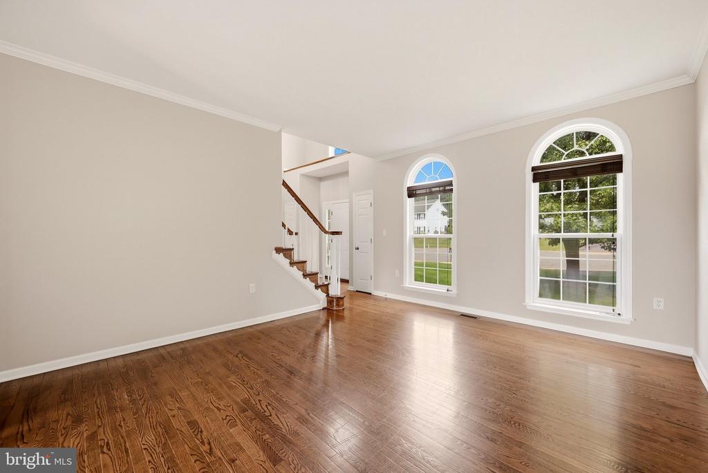 104 YARROW COURT