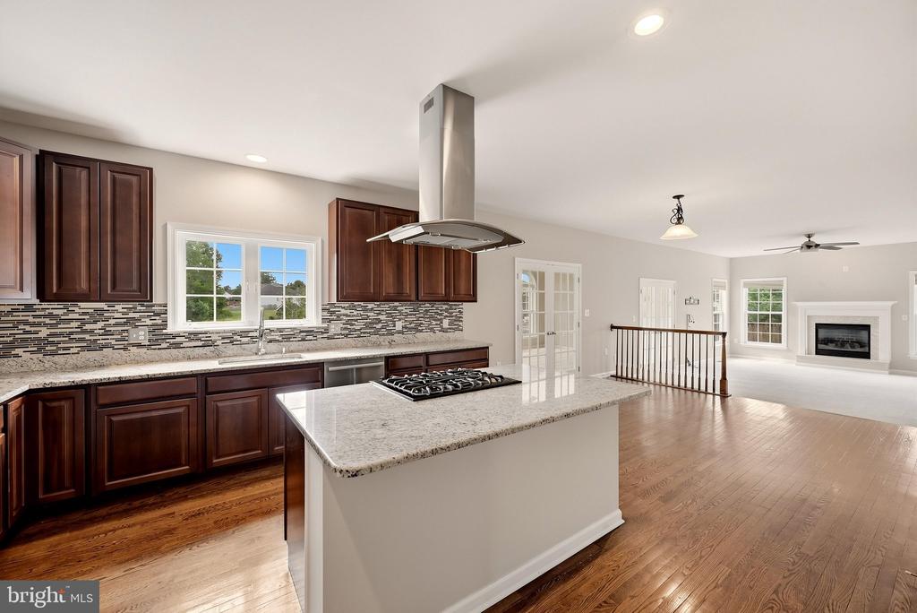 104 YARROW COURT