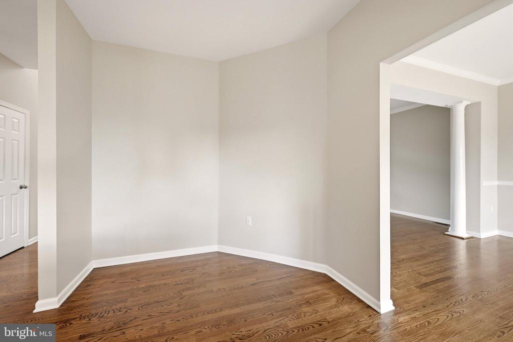 104 YARROW COURT