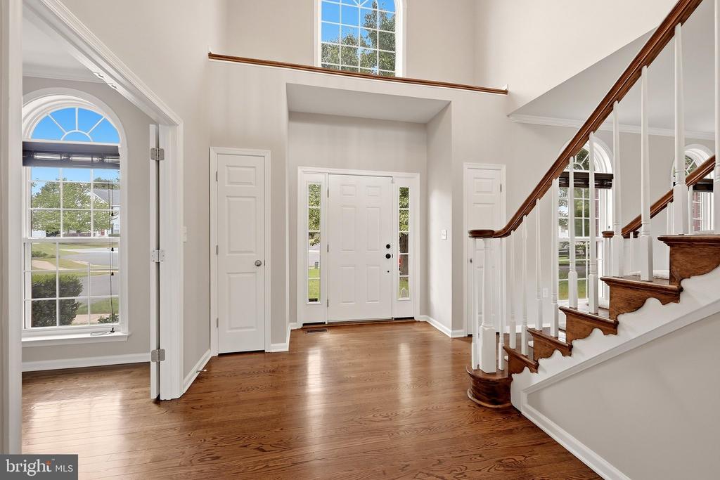 104 YARROW COURT