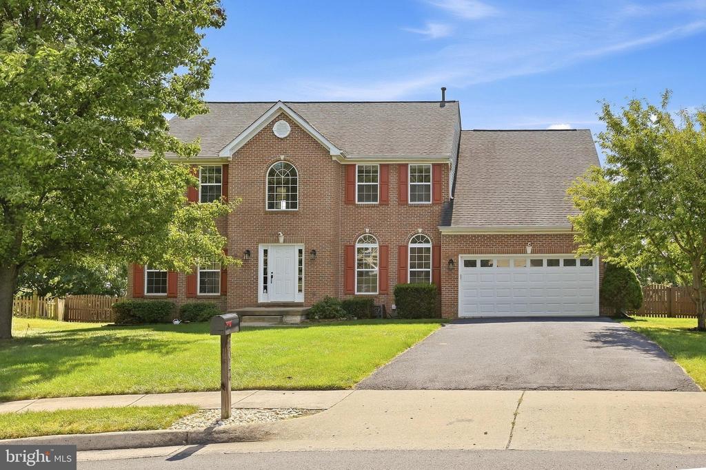 104 YARROW COURT