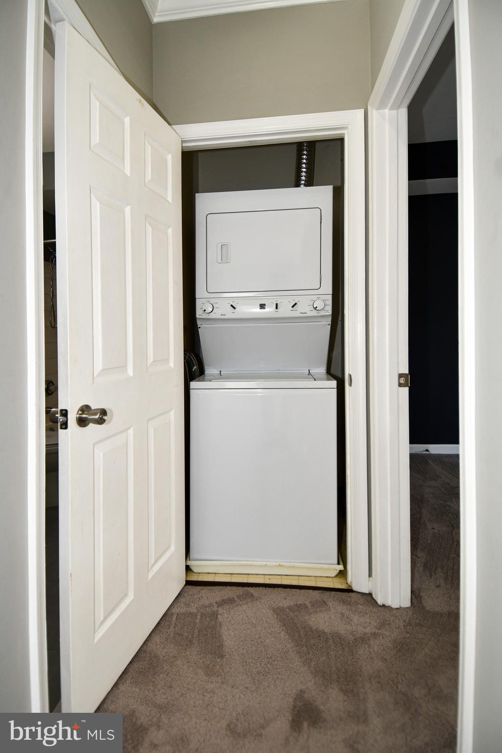 5909 FOUNDERS HILL DR #202