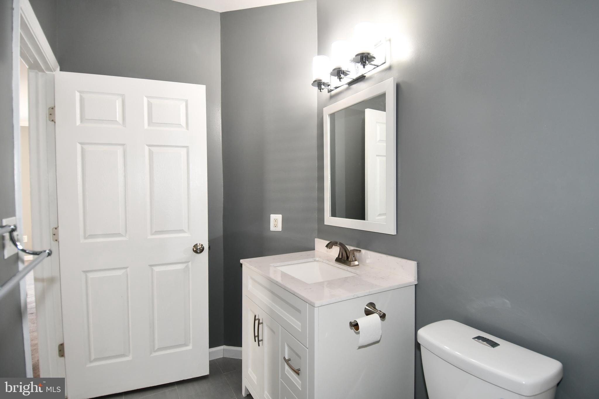 5909 FOUNDERS HILL DR #202