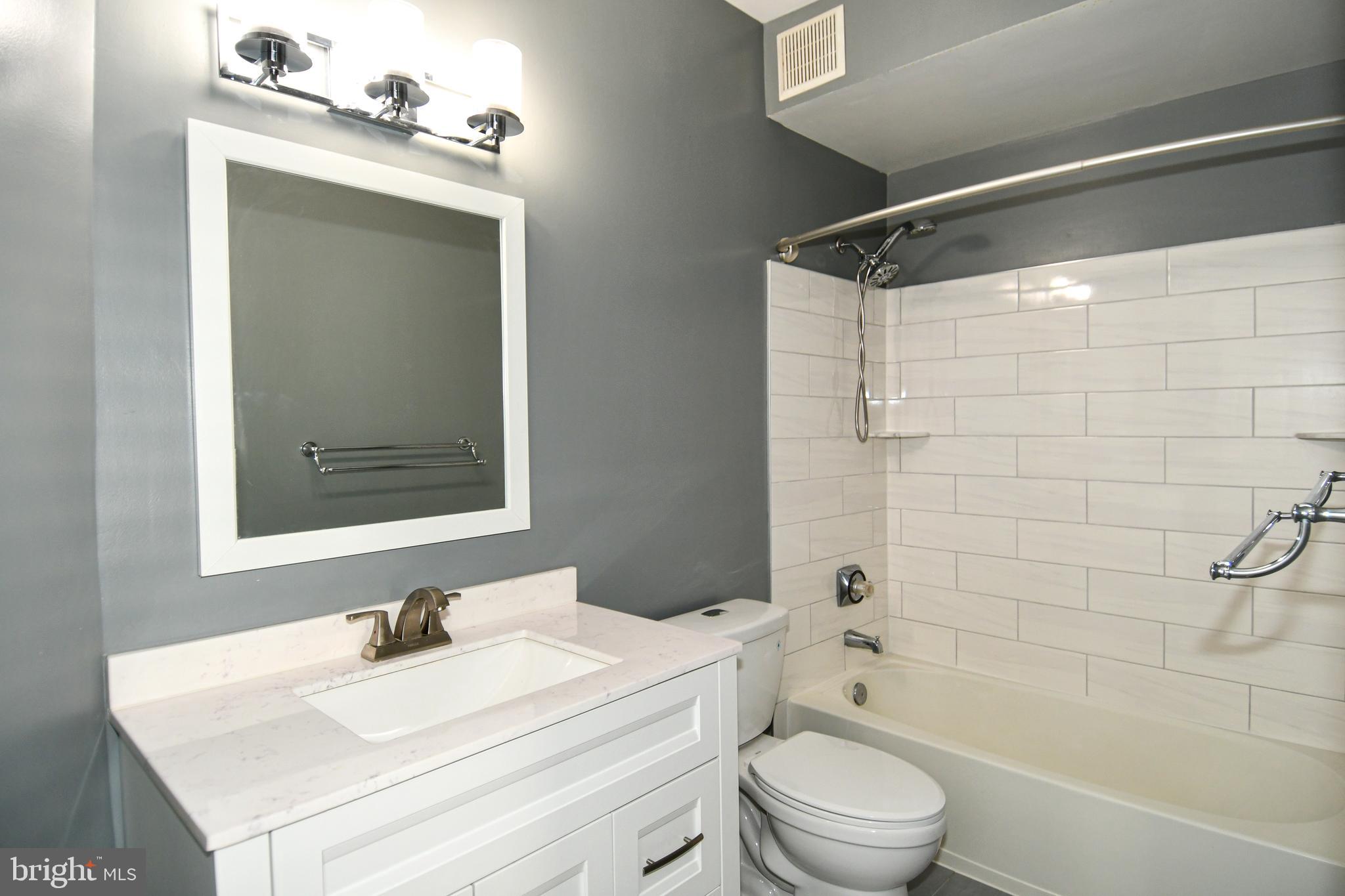 5909 FOUNDERS HILL DR #202