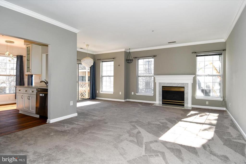 5909 FOUNDERS HILL DRIVE 202