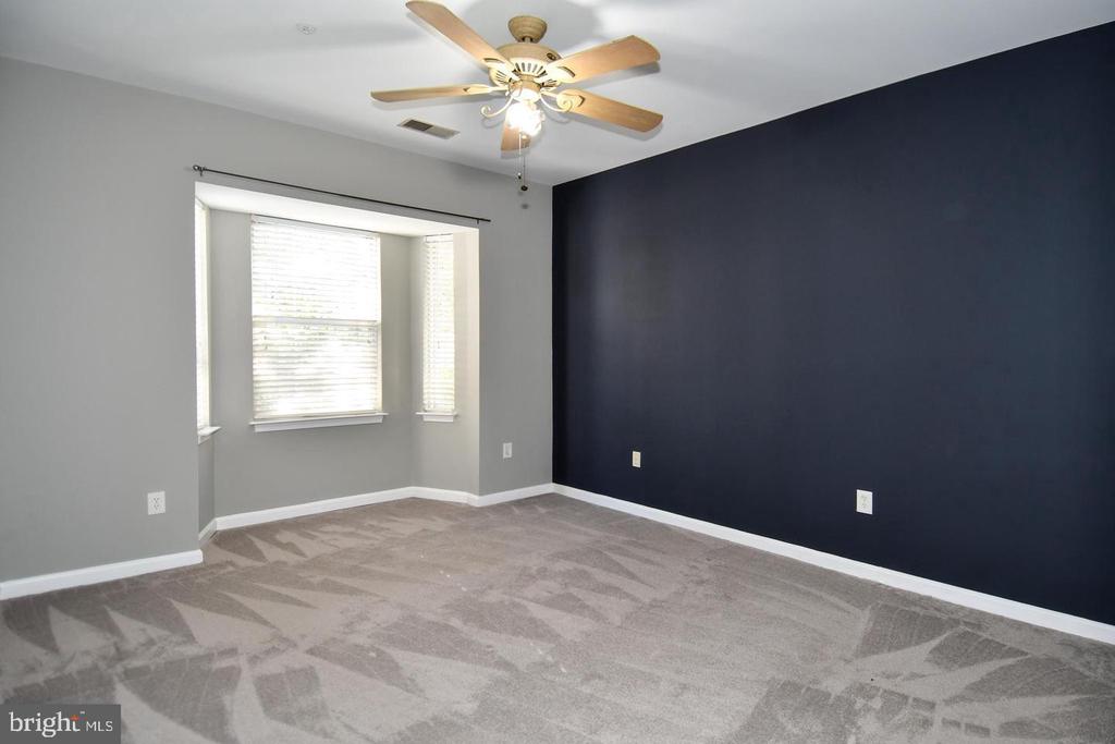 5909 FOUNDERS HILL DRIVE 202