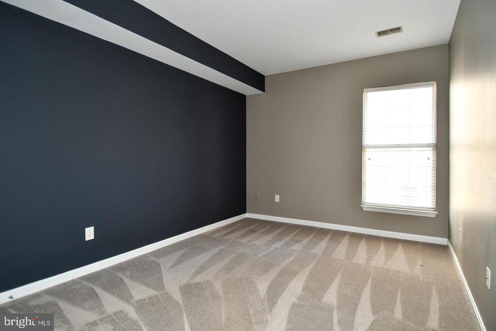 5909 FOUNDERS HILL DRIVE 202