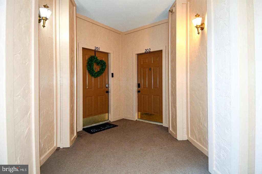 5909 FOUNDERS HILL DRIVE 202