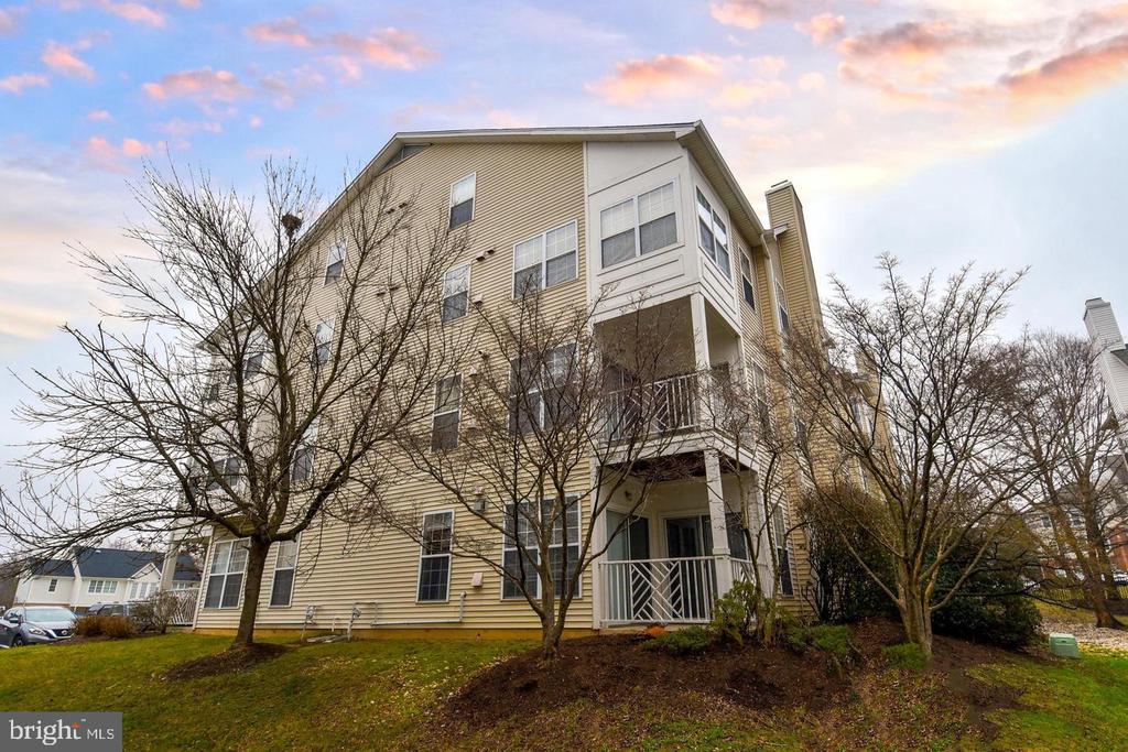 5909 FOUNDERS HILL DRIVE 202