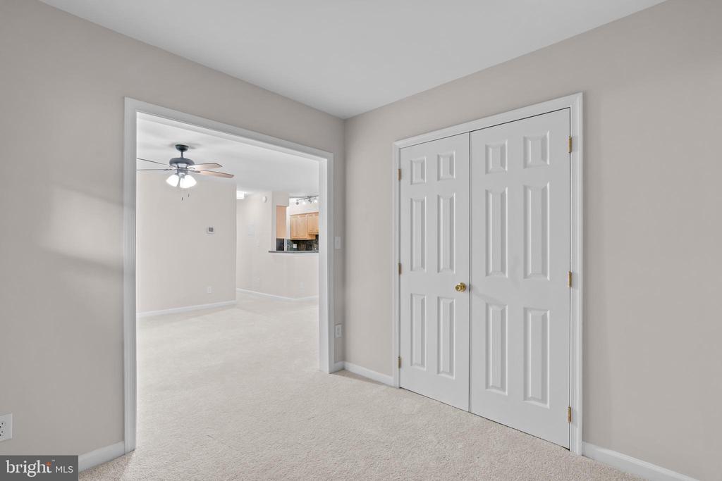 8110 COLONY POINT ROAD Unit: H