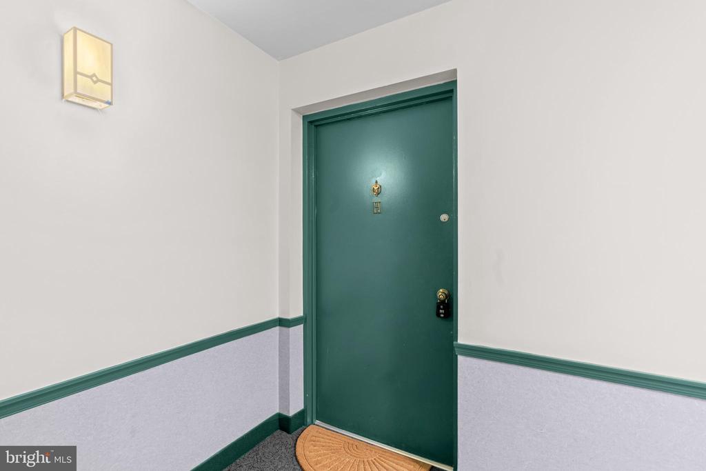 8110 COLONY POINT ROAD Unit: H